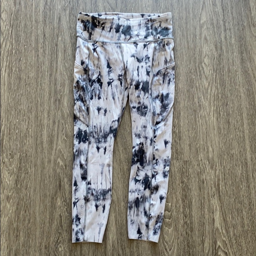 Lululemon Fast and Free Tight II 25" *Game Day